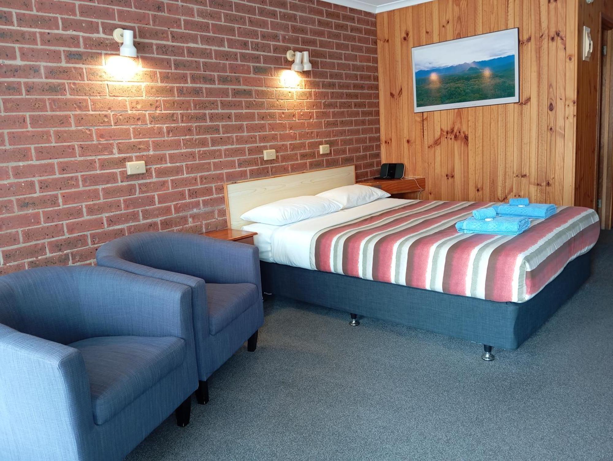 Orbost Country Road Motor Inn Dış mekan fotoğraf