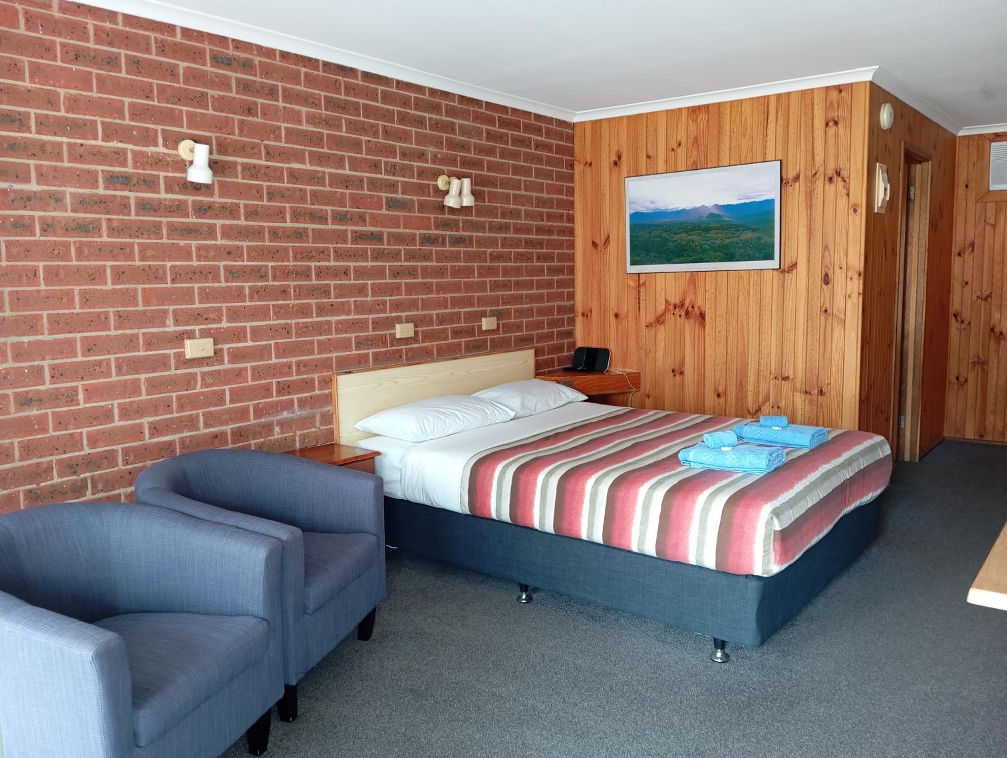 Orbost Country Road Motor Inn Dış mekan fotoğraf