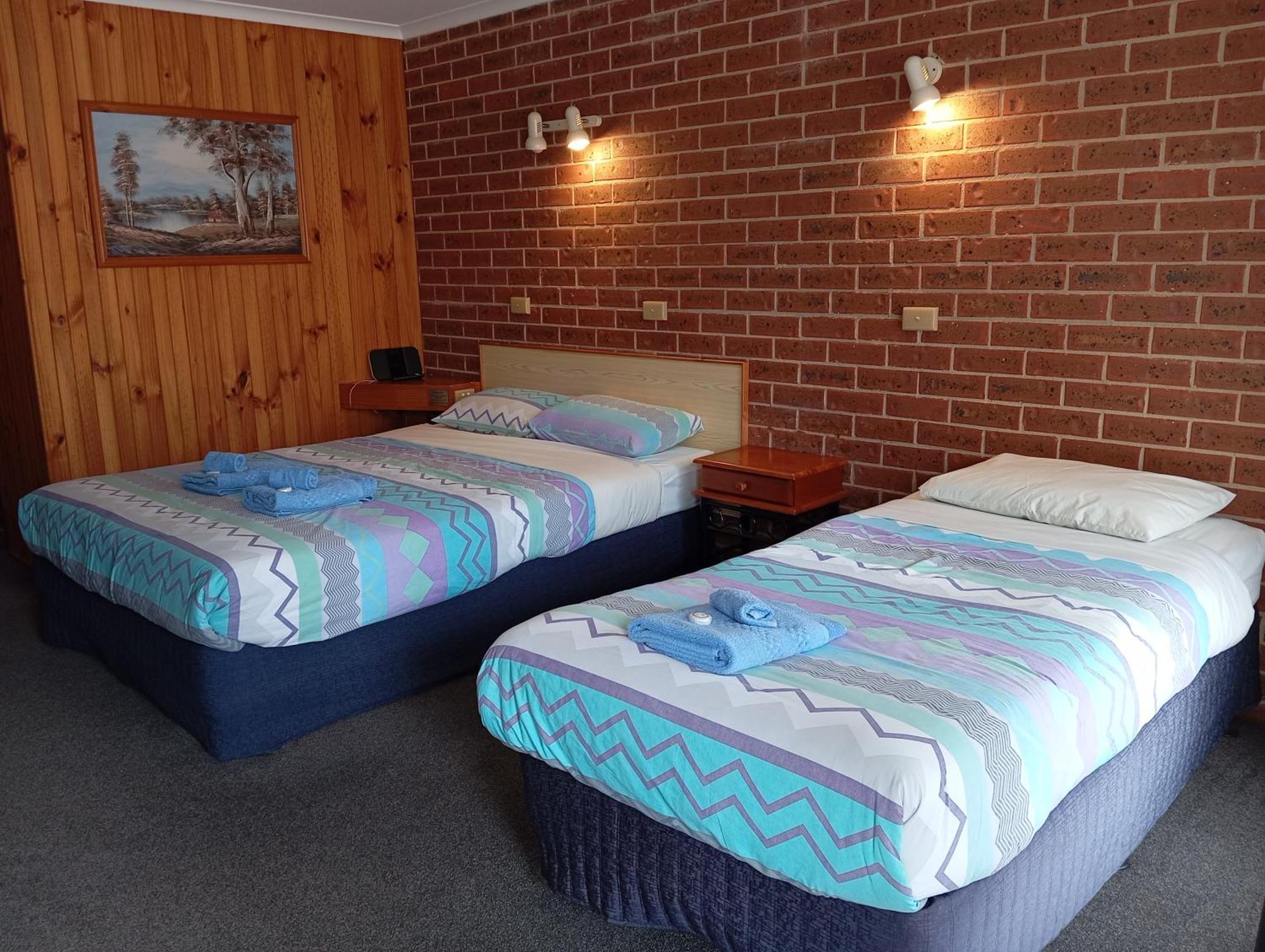 Orbost Country Road Motor Inn Dış mekan fotoğraf